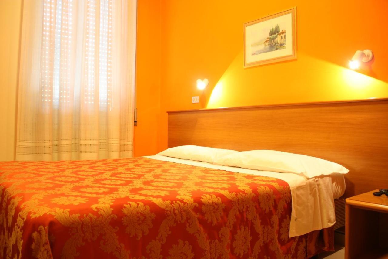 Hotel Garden Milan Exterior photo